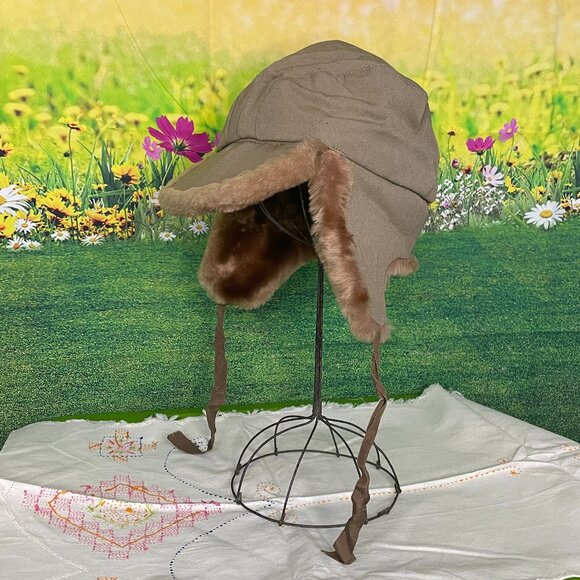 Vintage Trapper Hat by Hugger - Picture 1 of 8